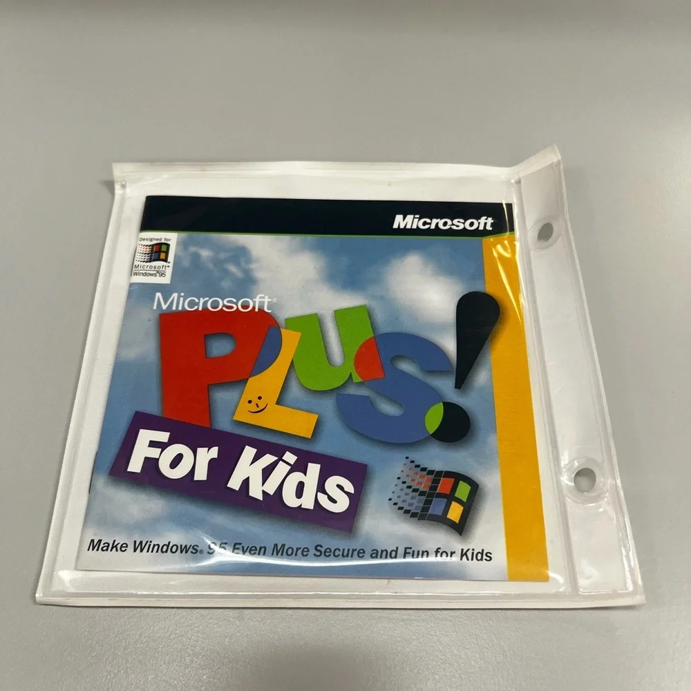 Microsoft Plus! For Kids – Windows 95 - 1997 - w/Manual